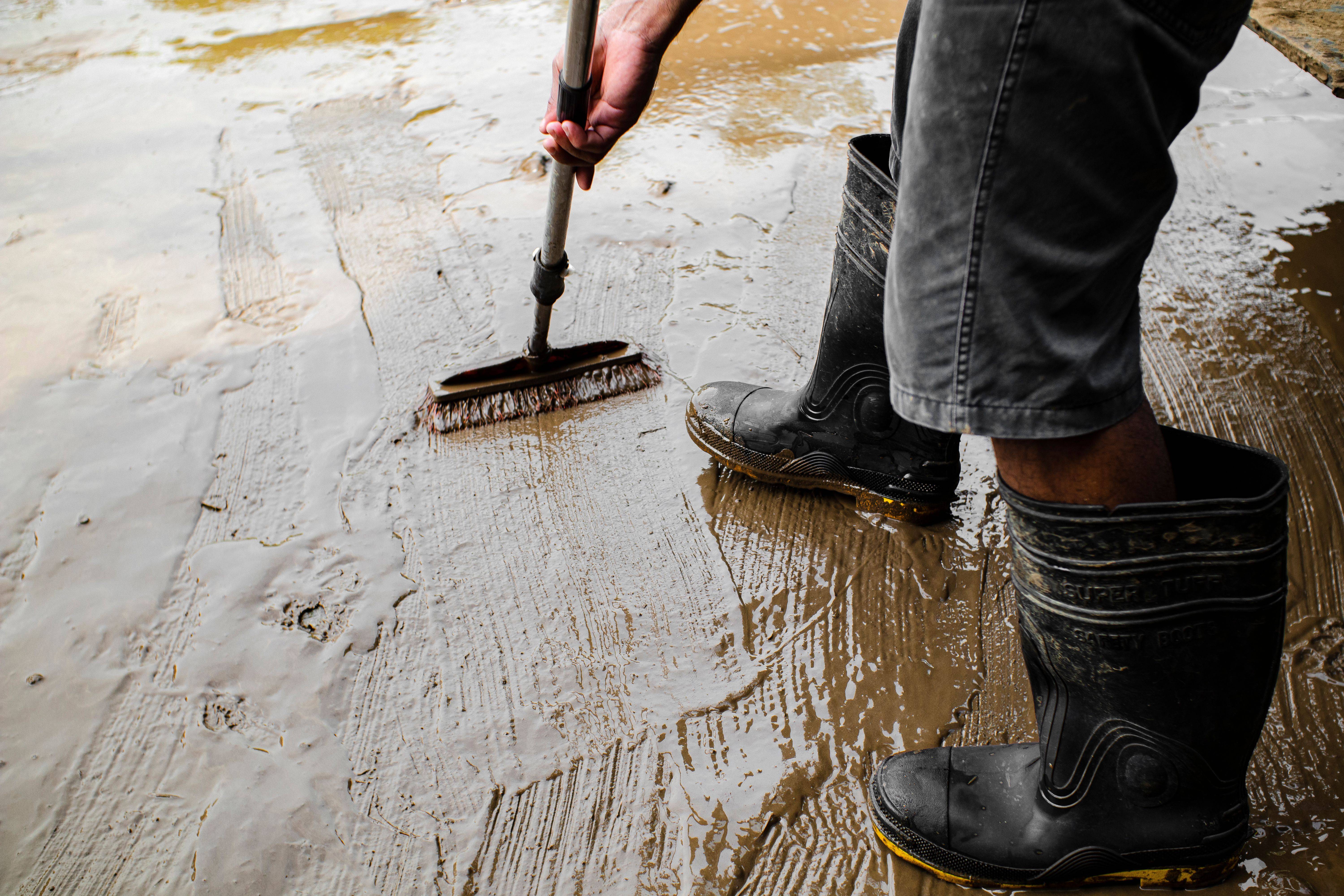 Kitsilano Broom Finish — Broom-Finished Flatwork